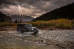 Jeep Wrangler Unlimited Sahara 2018 года (NA)